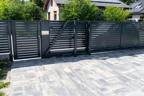 Best Driveway Pavers Near Me  in Redgranite, WI